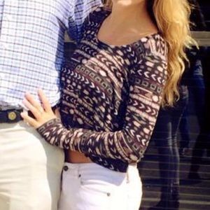 Crop long sleeve tribal print top